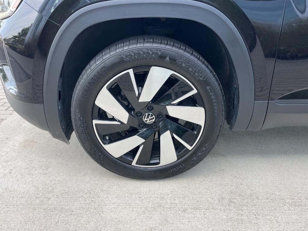 used 2024 Volkswagen Atlas Cross Sport car, priced at $29,219