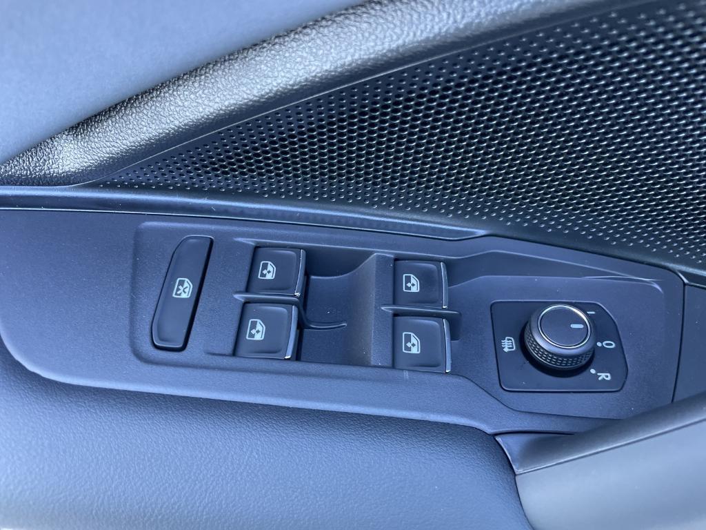 new 2026 Volkswagen Tiguan car