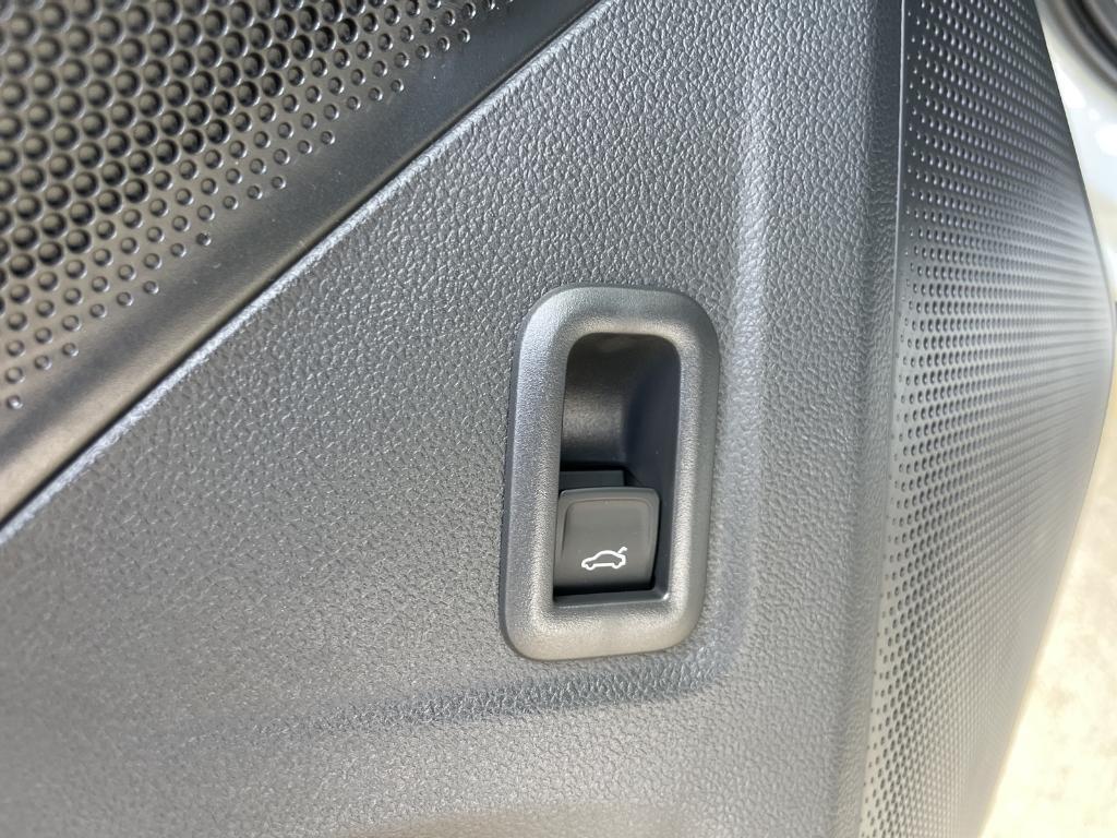 new 2026 Volkswagen Tiguan car