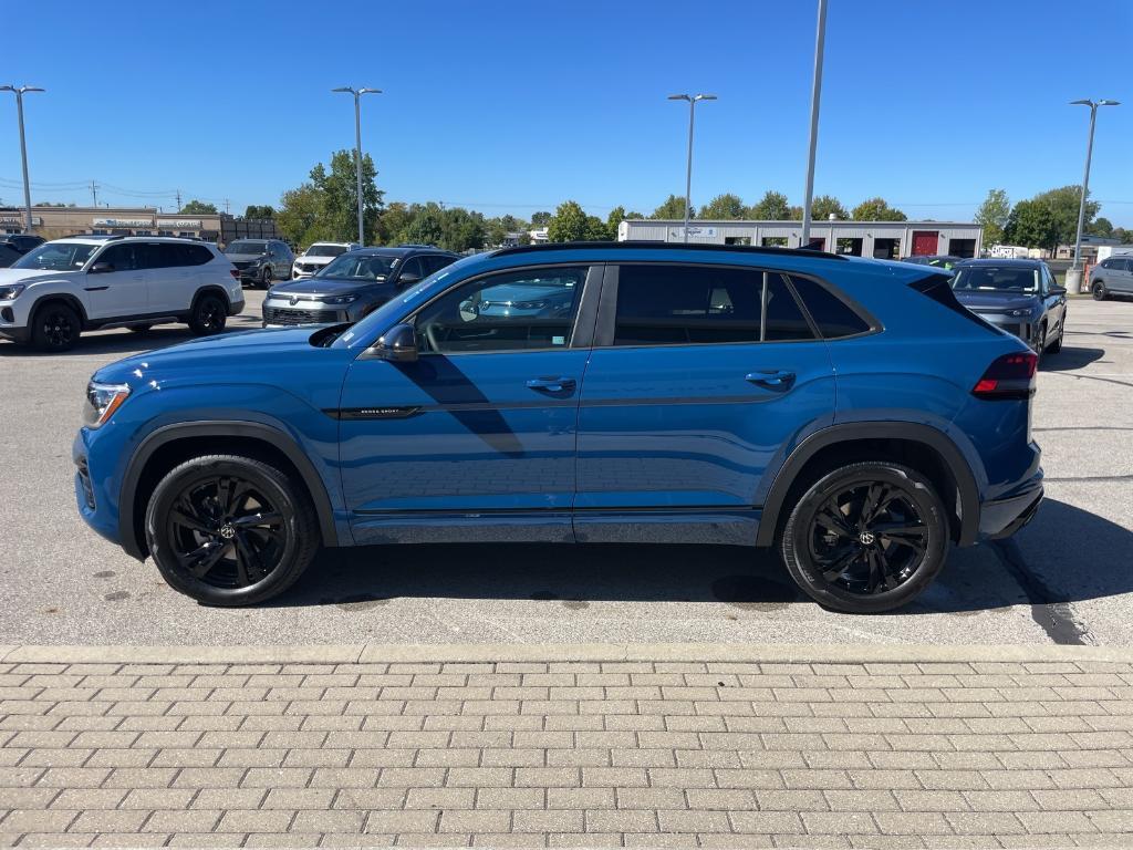 new 2026 Volkswagen Atlas Cross Sport car