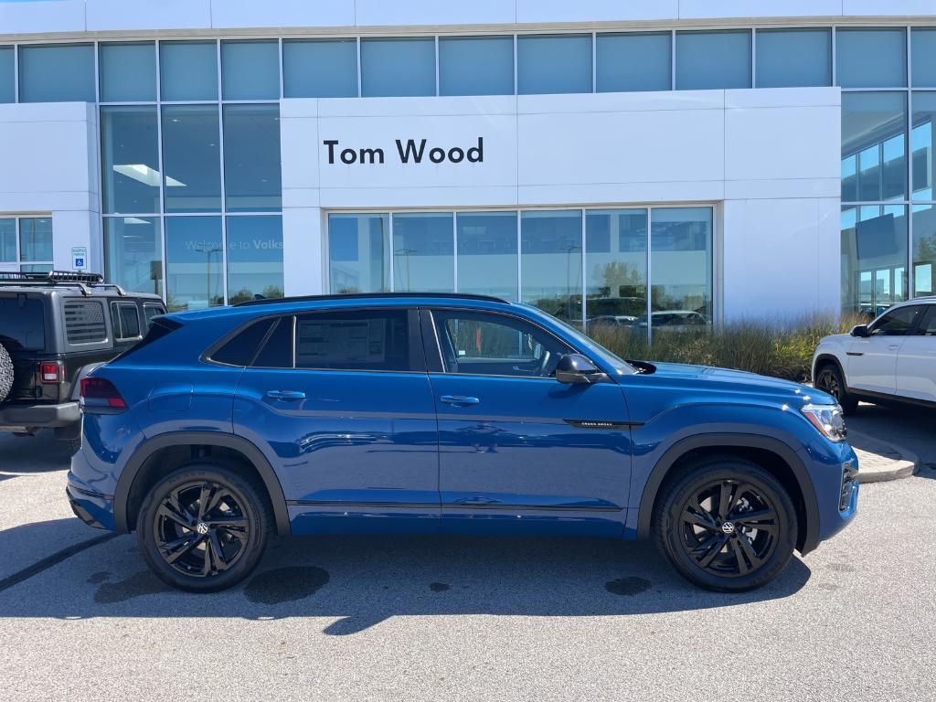 new 2026 Volkswagen Atlas Cross Sport car