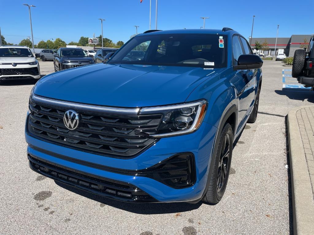 new 2026 Volkswagen Atlas Cross Sport car