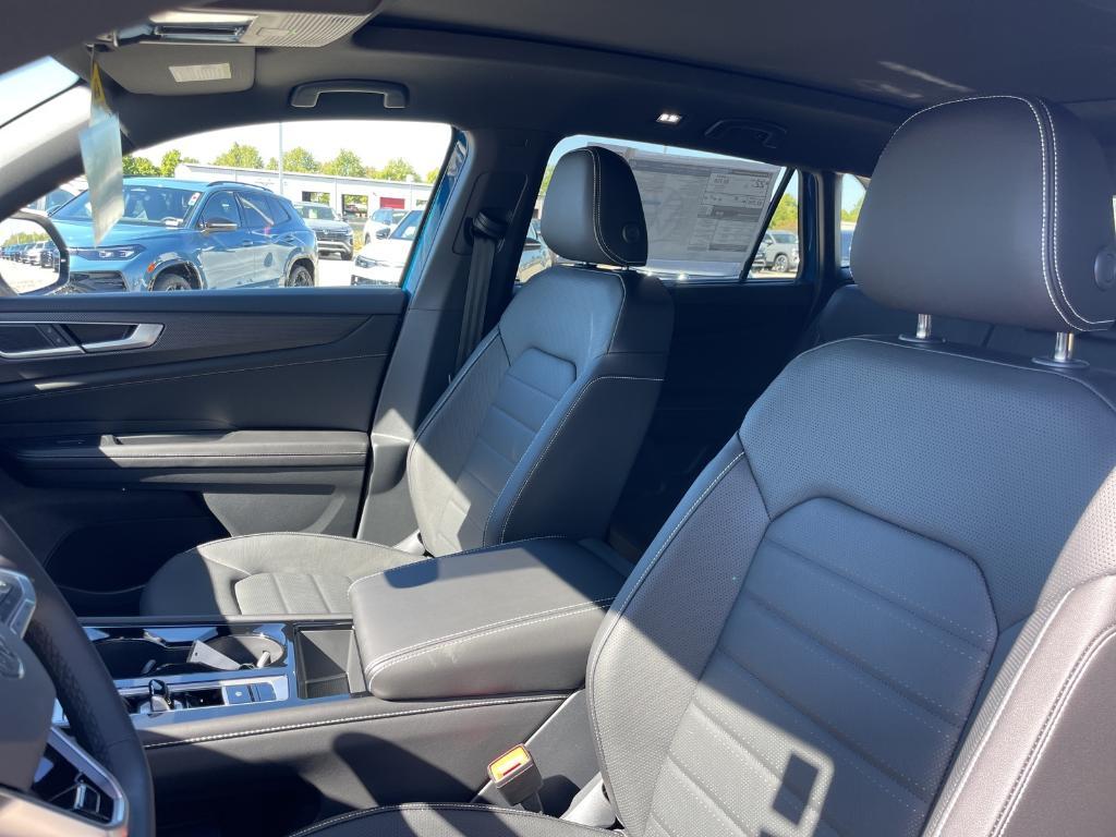 new 2026 Volkswagen Atlas Cross Sport car