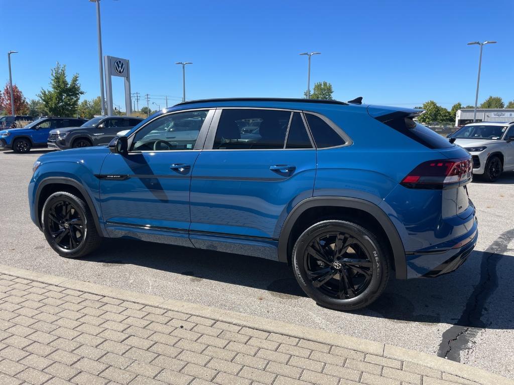 new 2026 Volkswagen Atlas Cross Sport car