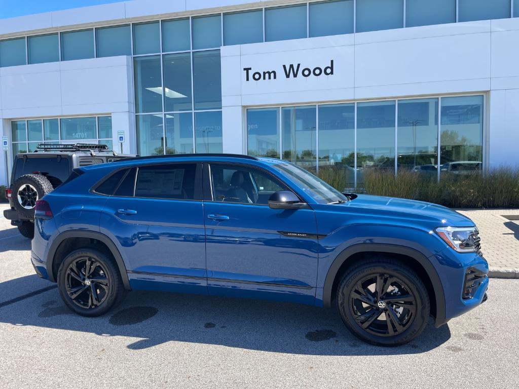new 2026 Volkswagen Atlas Cross Sport car