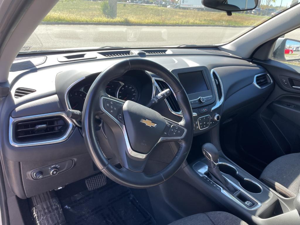 used 2022 Chevrolet Equinox car, priced at $21,689