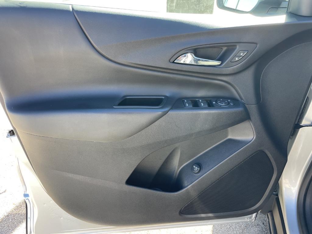 used 2022 Chevrolet Equinox car, priced at $21,689