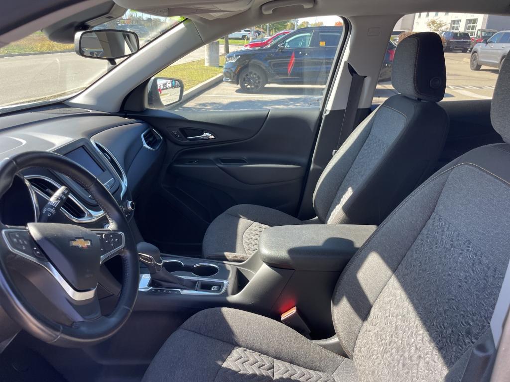 used 2022 Chevrolet Equinox car, priced at $21,689