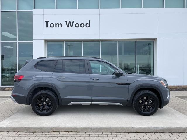 new 2025 Volkswagen Atlas car, priced at $44,271