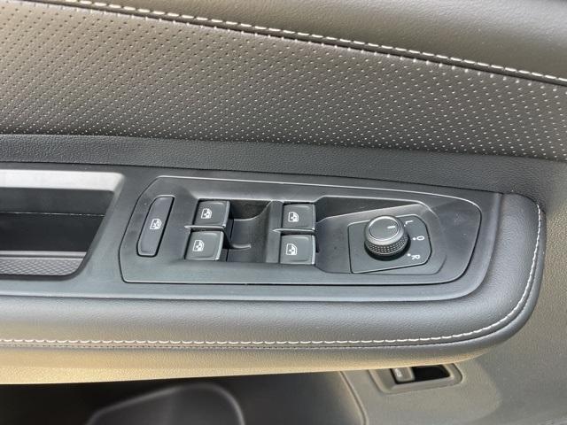 new 2025 Volkswagen Atlas car, priced at $41,443
