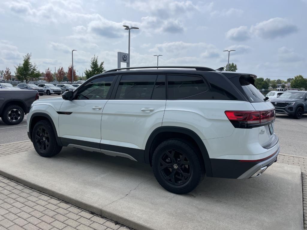 new 2025 Volkswagen Atlas car, priced at $45,360
