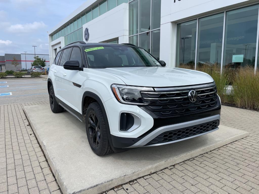 new 2025 Volkswagen Atlas car, priced at $45,360