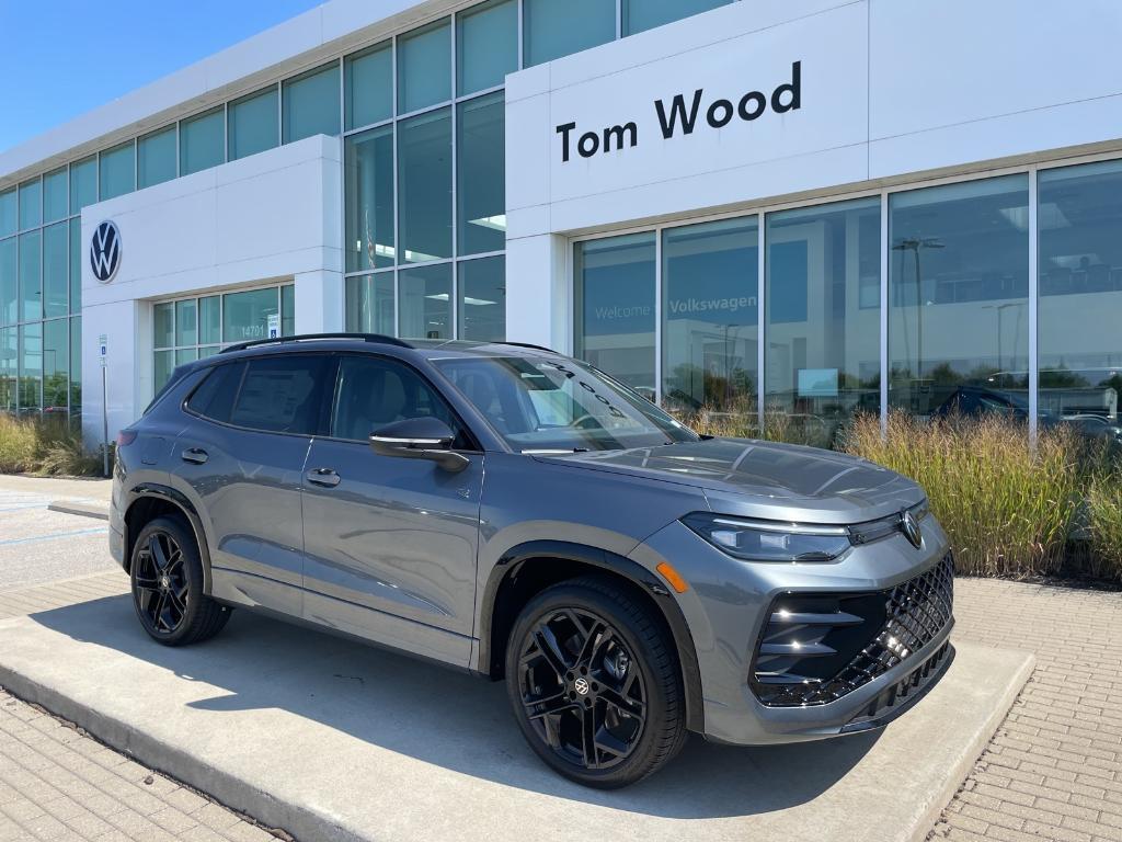 new 2025 Volkswagen Tiguan car, priced at $37,383