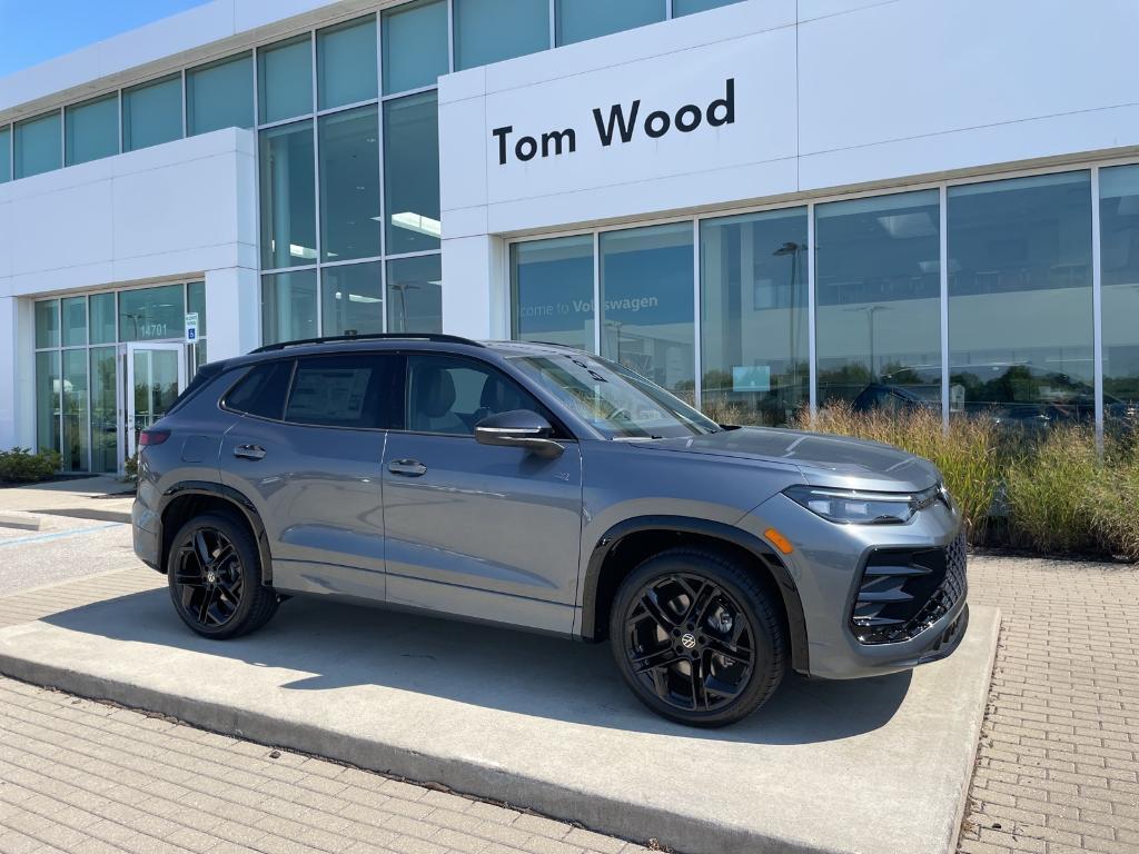 new 2025 Volkswagen Tiguan car, priced at $37,383