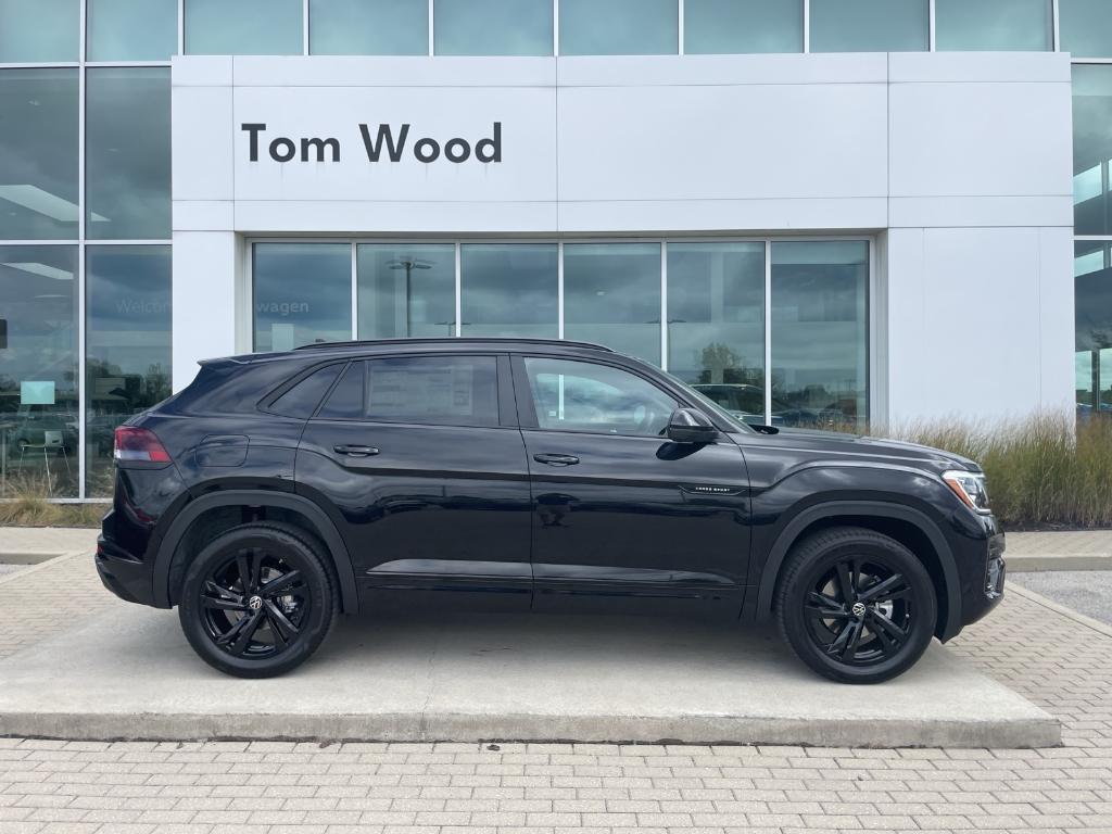 new 2026 Volkswagen Atlas Cross Sport car