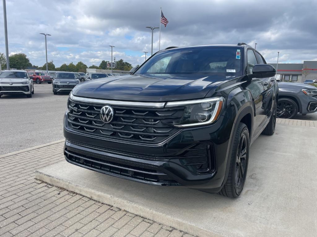 new 2026 Volkswagen Atlas Cross Sport car