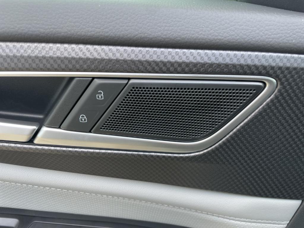 new 2025 Volkswagen Atlas car, priced at $43,834
