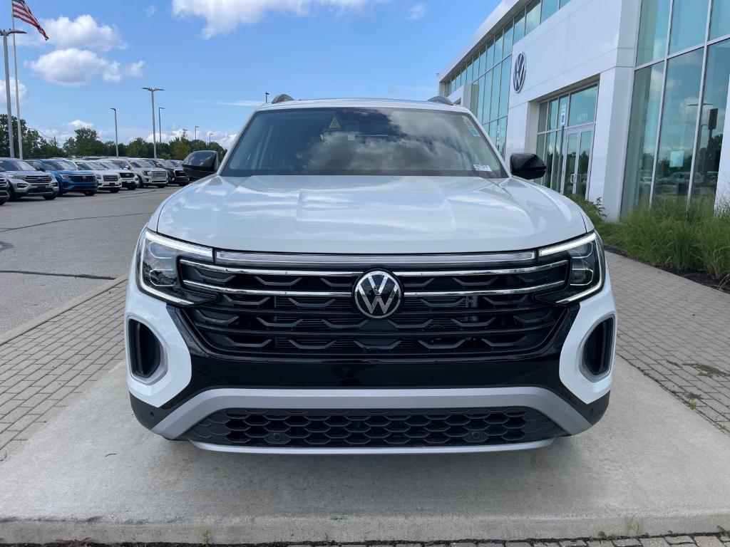 new 2025 Volkswagen Atlas car, priced at $43,834