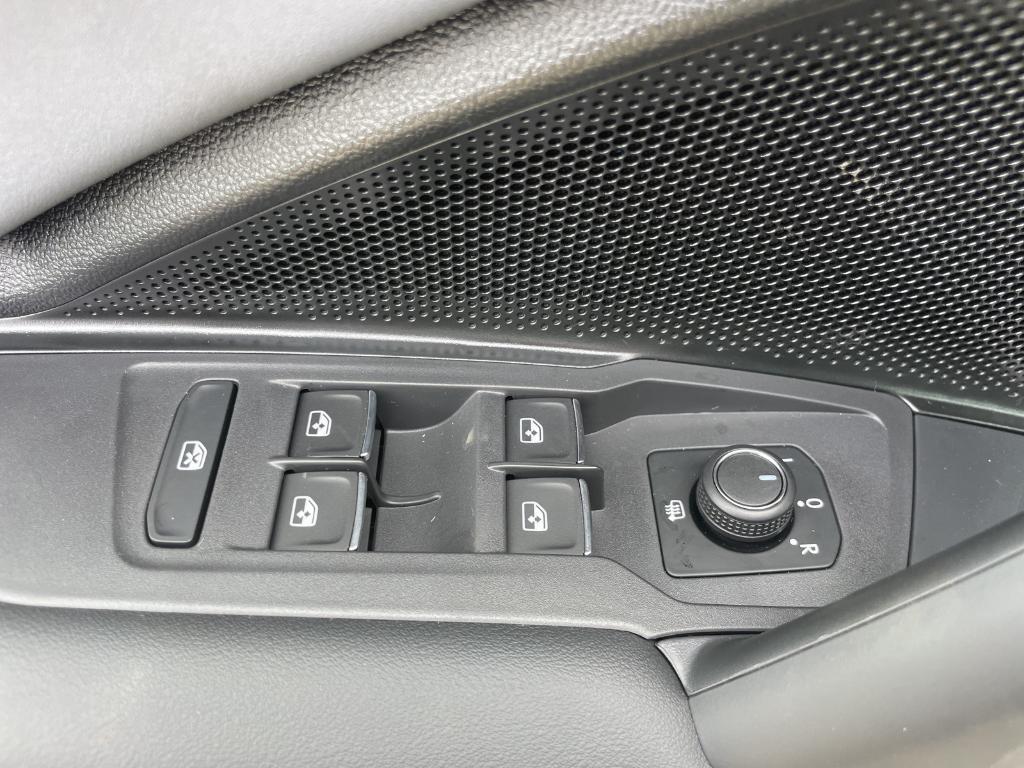 new 2025 Volkswagen Tiguan car, priced at $36,787