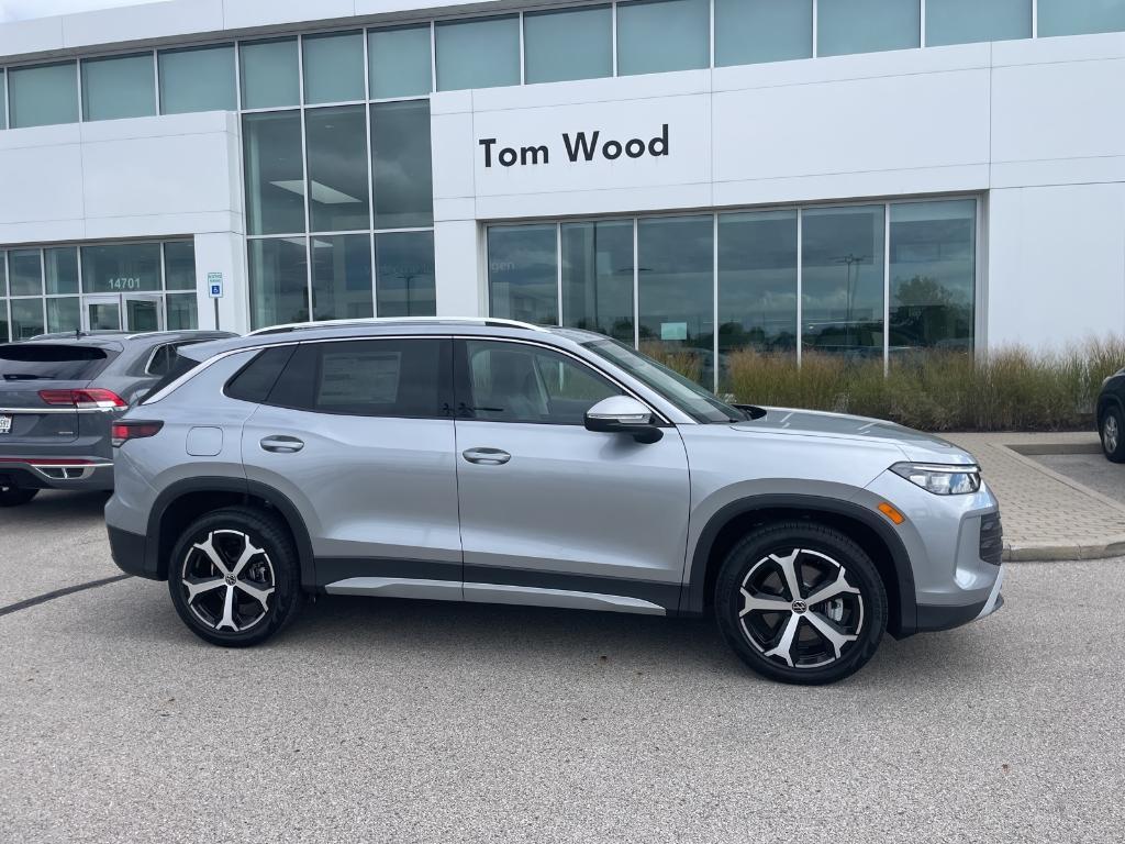 new 2025 Volkswagen Tiguan car, priced at $36,787