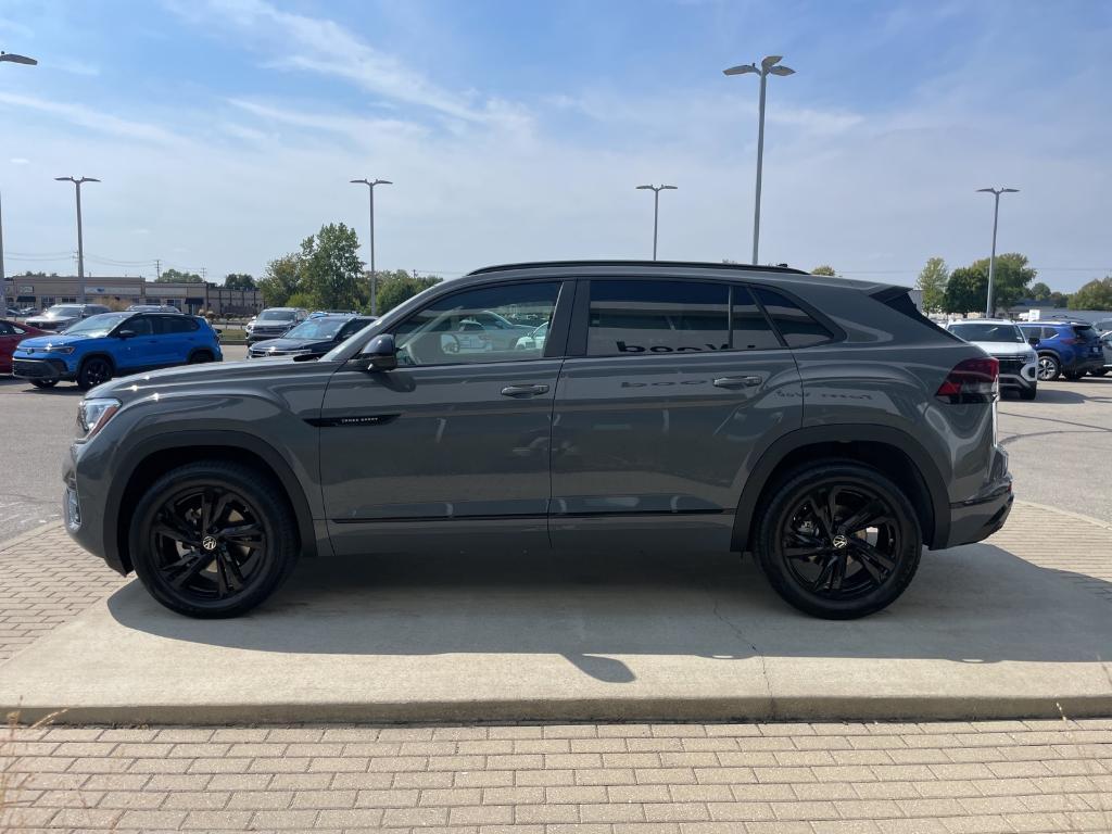 new 2026 Volkswagen Atlas Cross Sport car