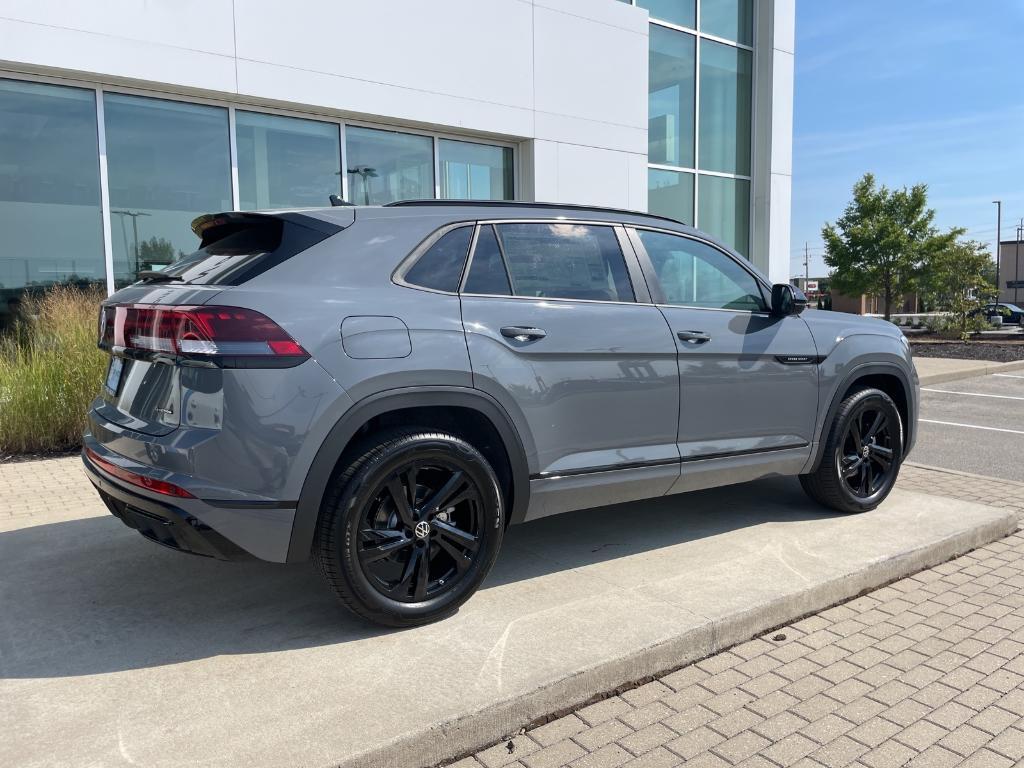 new 2026 Volkswagen Atlas Cross Sport car