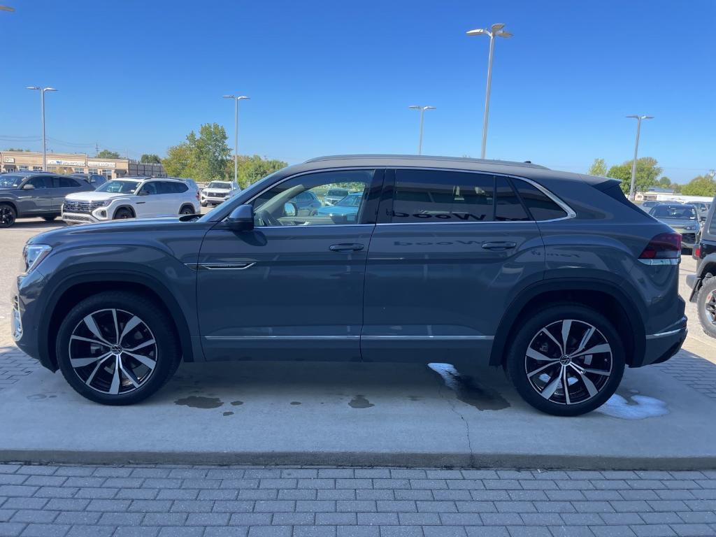 new 2026 Volkswagen Atlas Cross Sport car