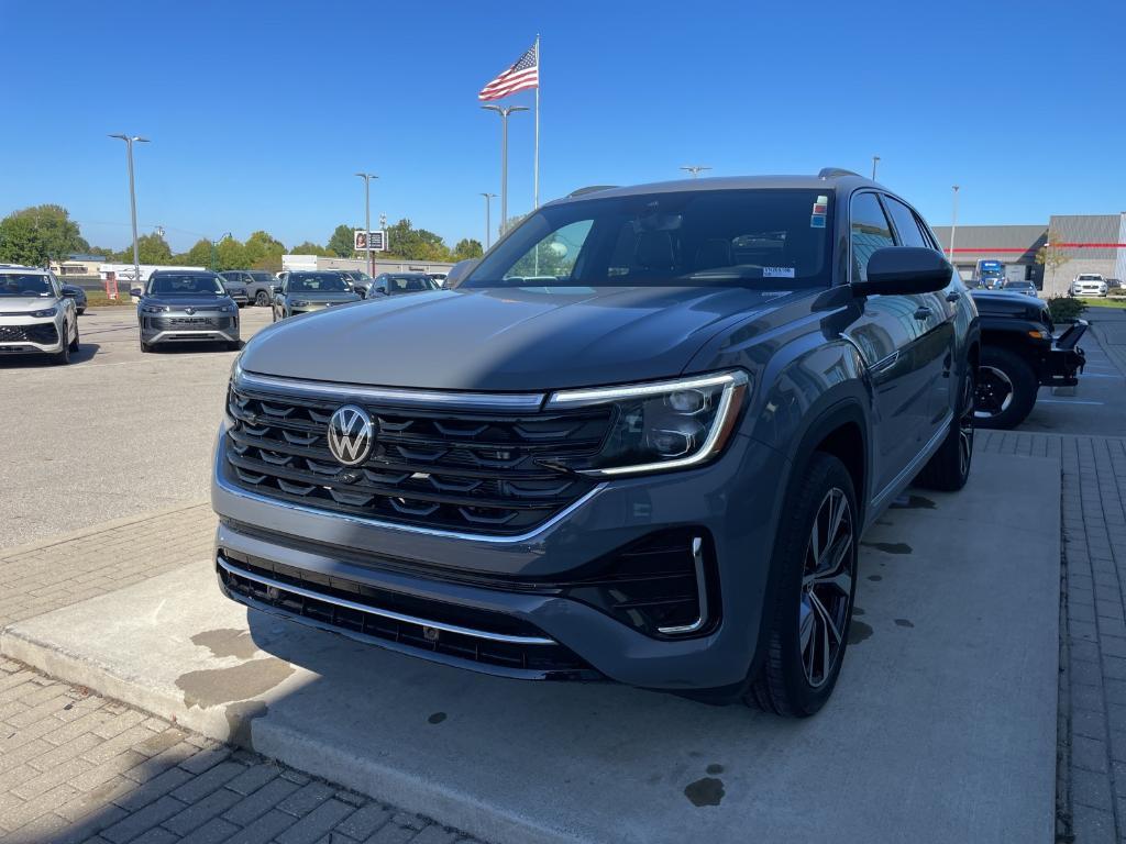 new 2026 Volkswagen Atlas Cross Sport car