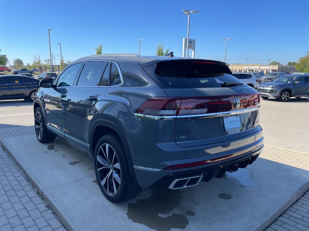 new 2026 Volkswagen Atlas Cross Sport car