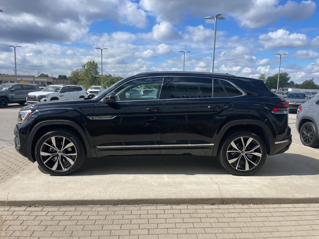 new 2026 Volkswagen Atlas Cross Sport car