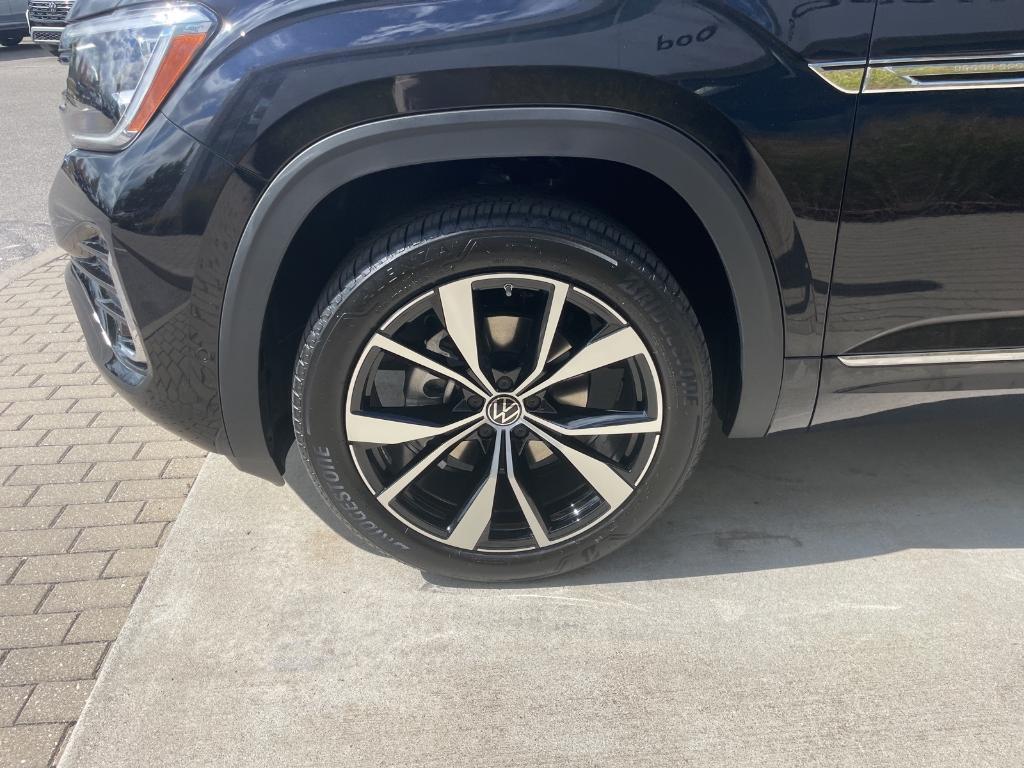 new 2026 Volkswagen Atlas Cross Sport car