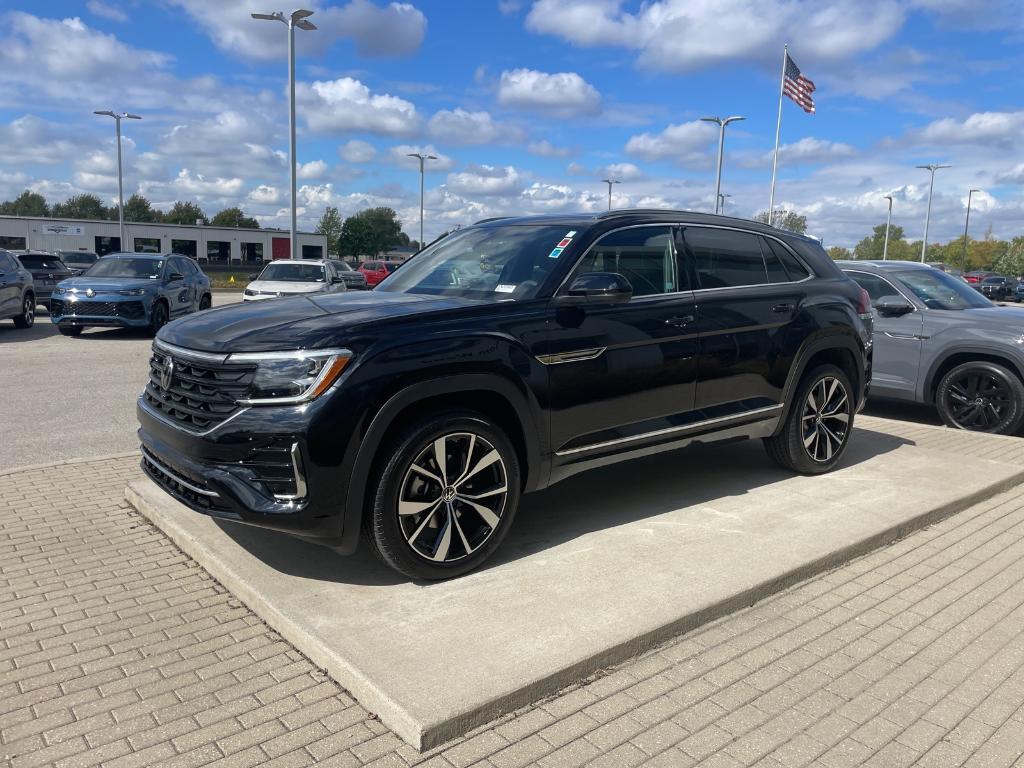 new 2026 Volkswagen Atlas Cross Sport car