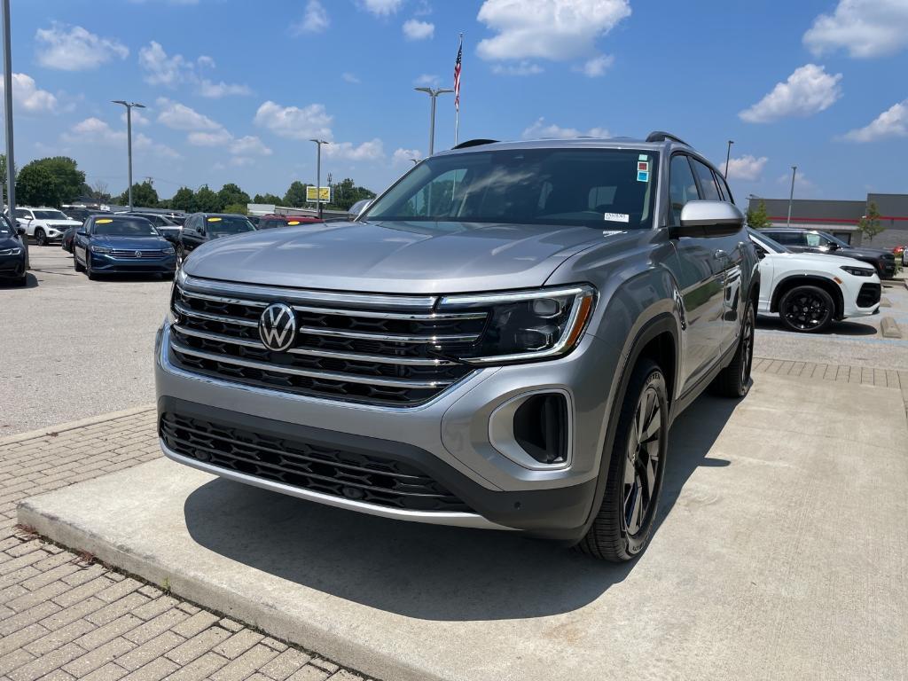 new 2025 Volkswagen Atlas car, priced at $41,443