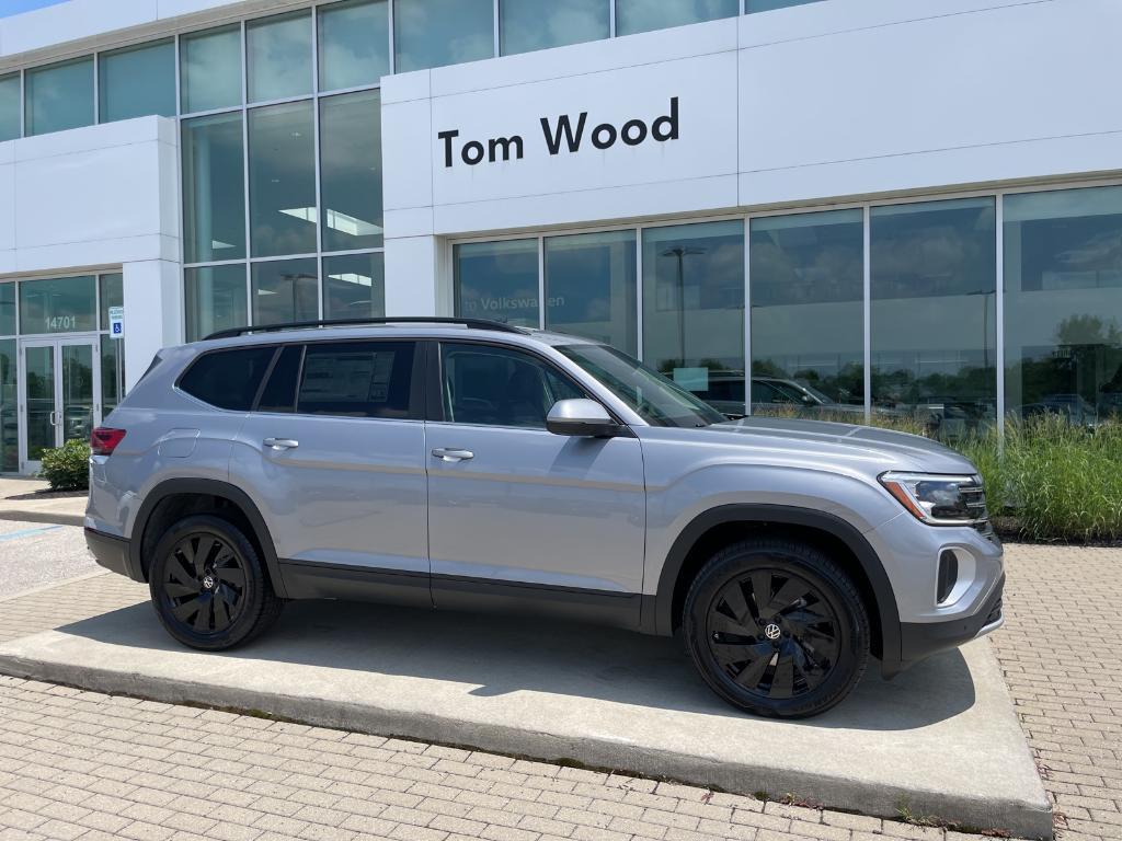 new 2025 Volkswagen Atlas car, priced at $41,443