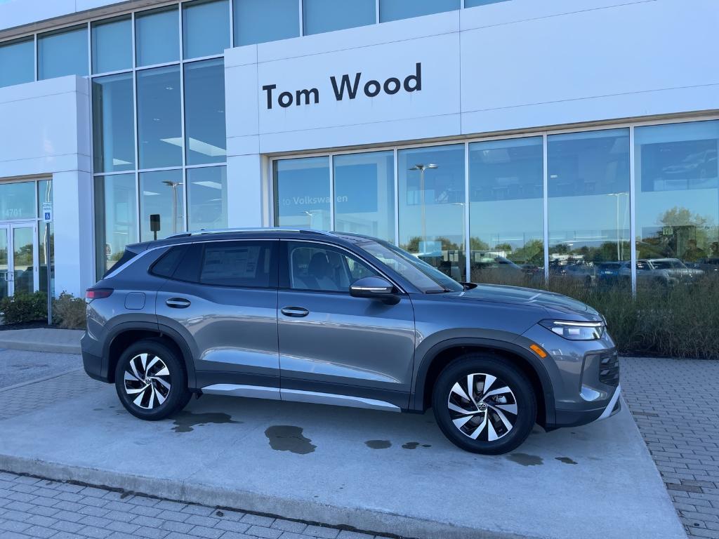new 2025 Volkswagen Tiguan car, priced at $30,771