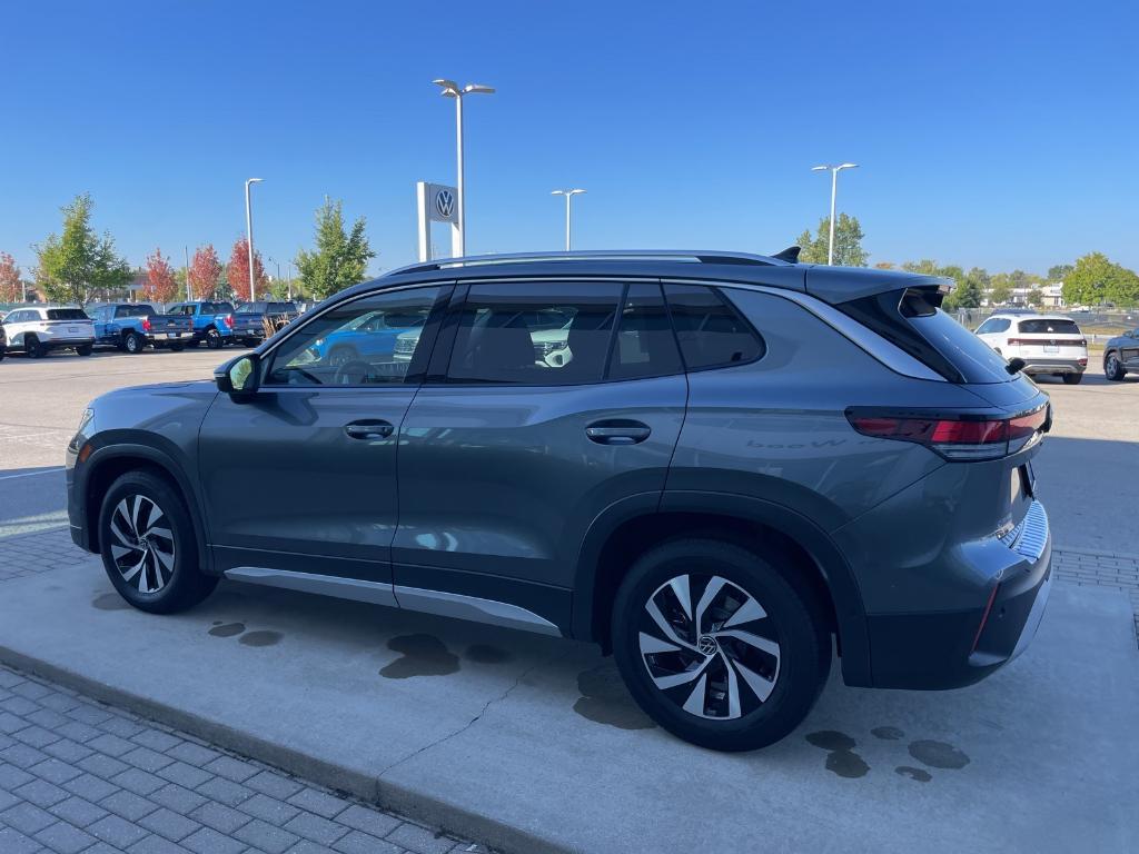 new 2025 Volkswagen Tiguan car, priced at $30,771