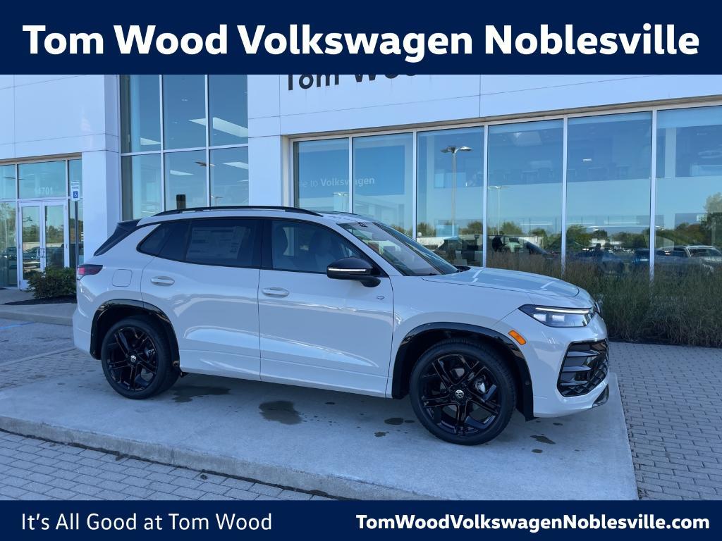 new 2025 Volkswagen Tiguan car, priced at $37,247