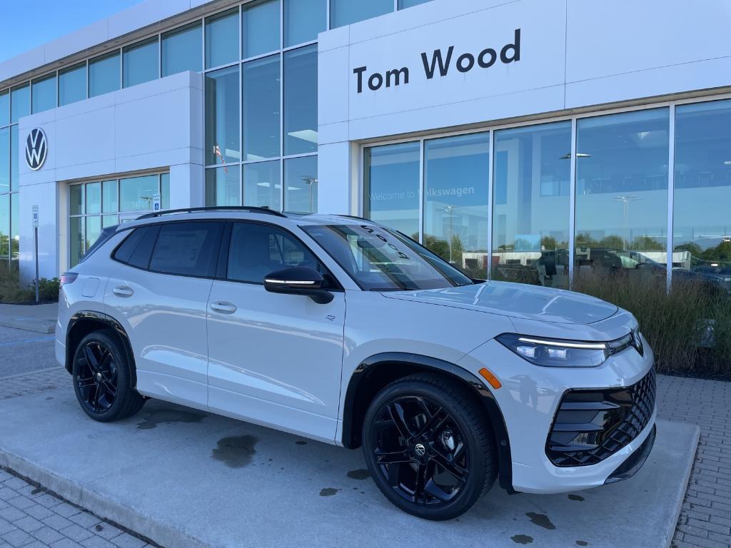 new 2025 Volkswagen Tiguan car, priced at $37,247
