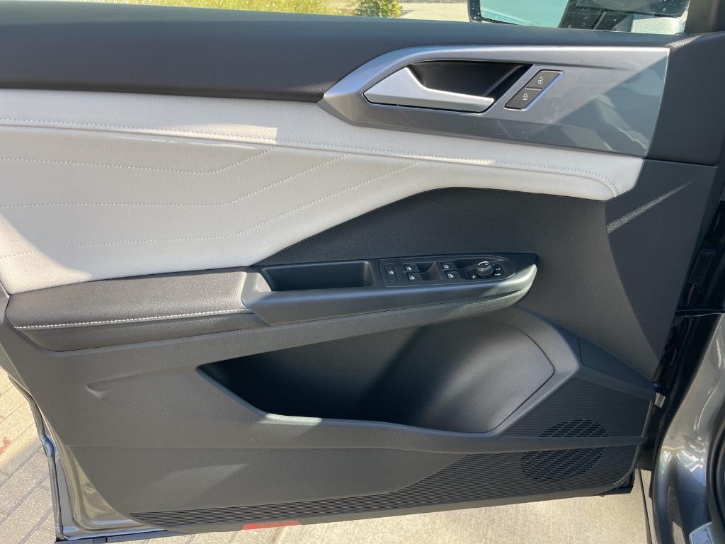 new 2025 Volkswagen Taos car, priced at $34,794