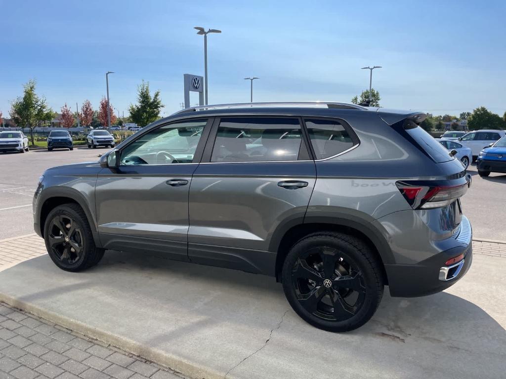 new 2025 Volkswagen Taos car, priced at $34,044