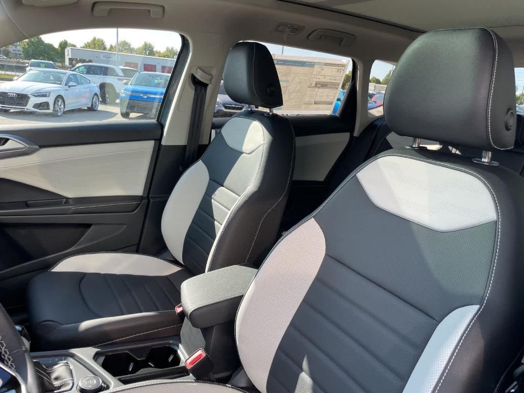 new 2025 Volkswagen Taos car, priced at $34,044