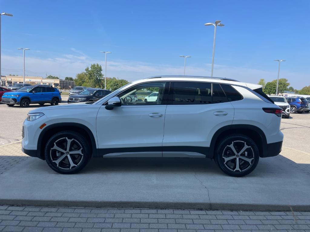 new 2025 Volkswagen Tiguan car, priced at $36,676
