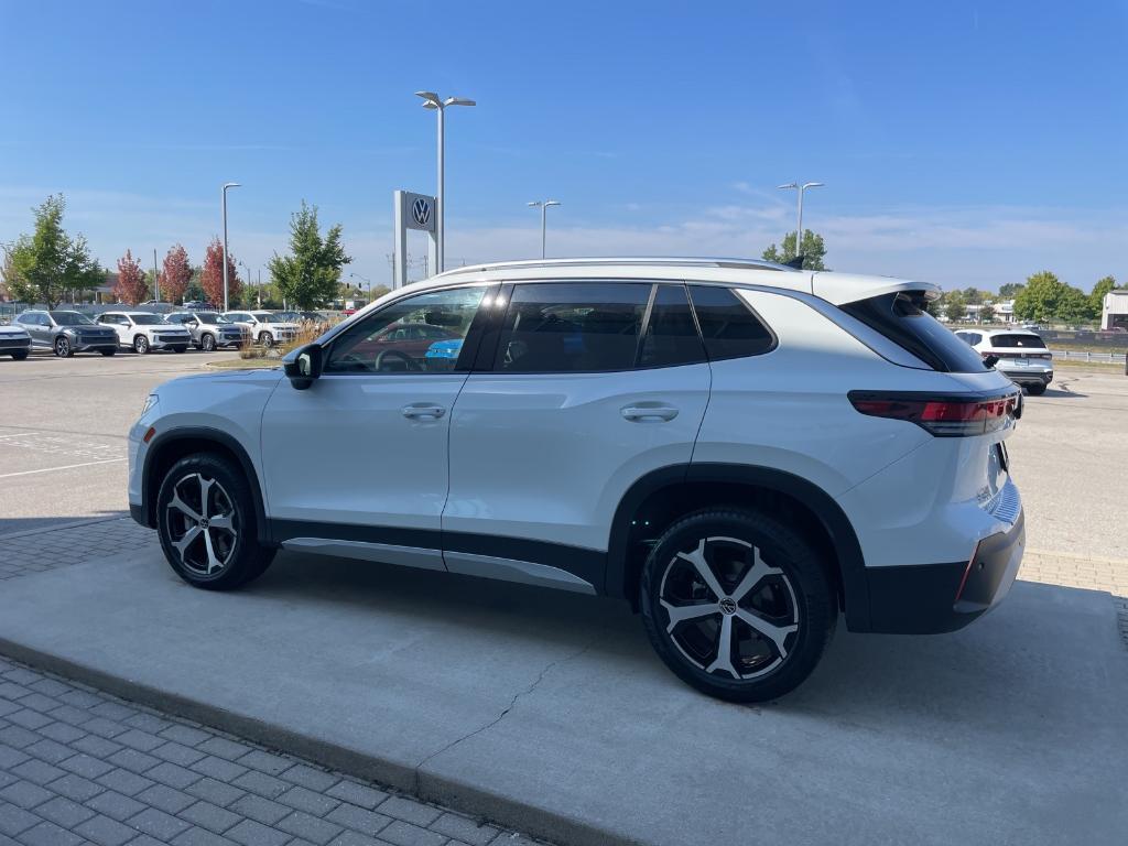 new 2025 Volkswagen Tiguan car, priced at $36,676
