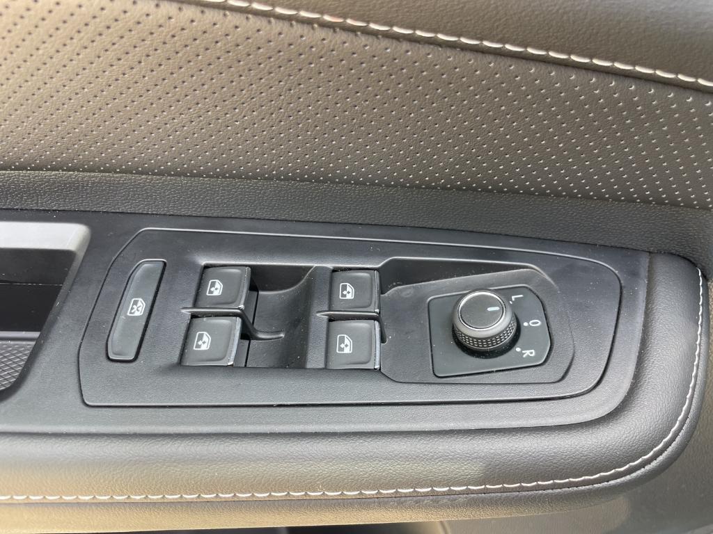 used 2025 Volkswagen Atlas Cross Sport car, priced at $44,802