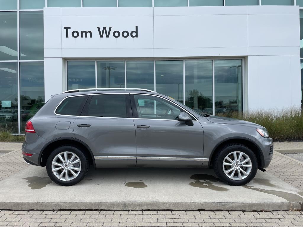 used 2014 Volkswagen Touareg car, priced at $9,075