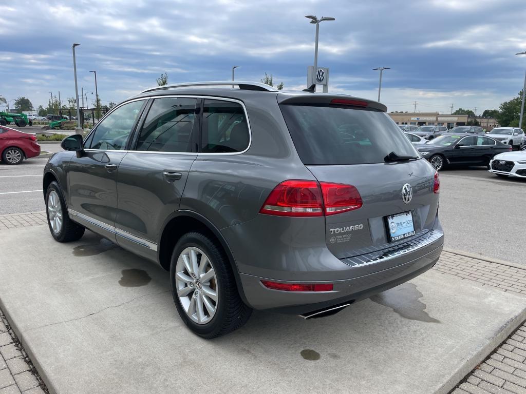 used 2014 Volkswagen Touareg car, priced at $9,075