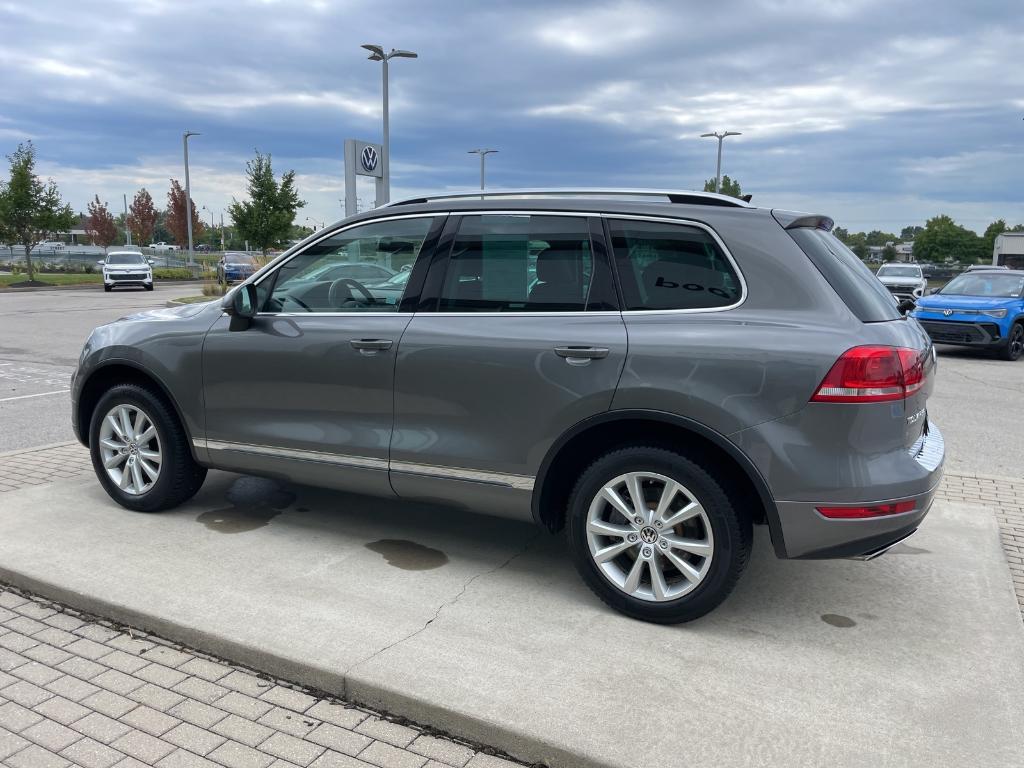 used 2014 Volkswagen Touareg car, priced at $9,075