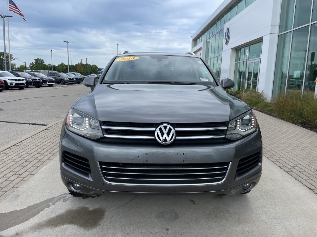 used 2014 Volkswagen Touareg car, priced at $9,075