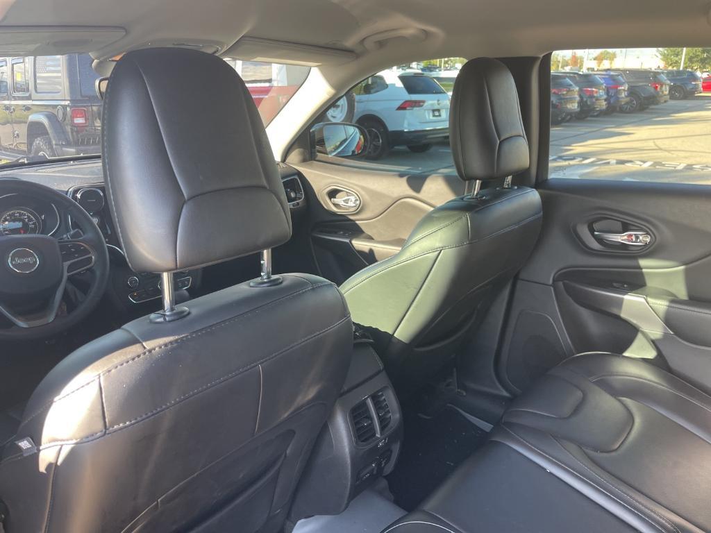 used 2019 Jeep Cherokee car, priced at $16,422