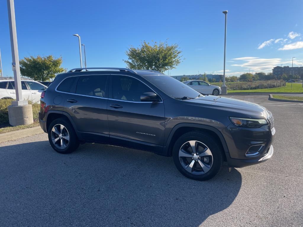 used 2019 Jeep Cherokee car, priced at $16,422
